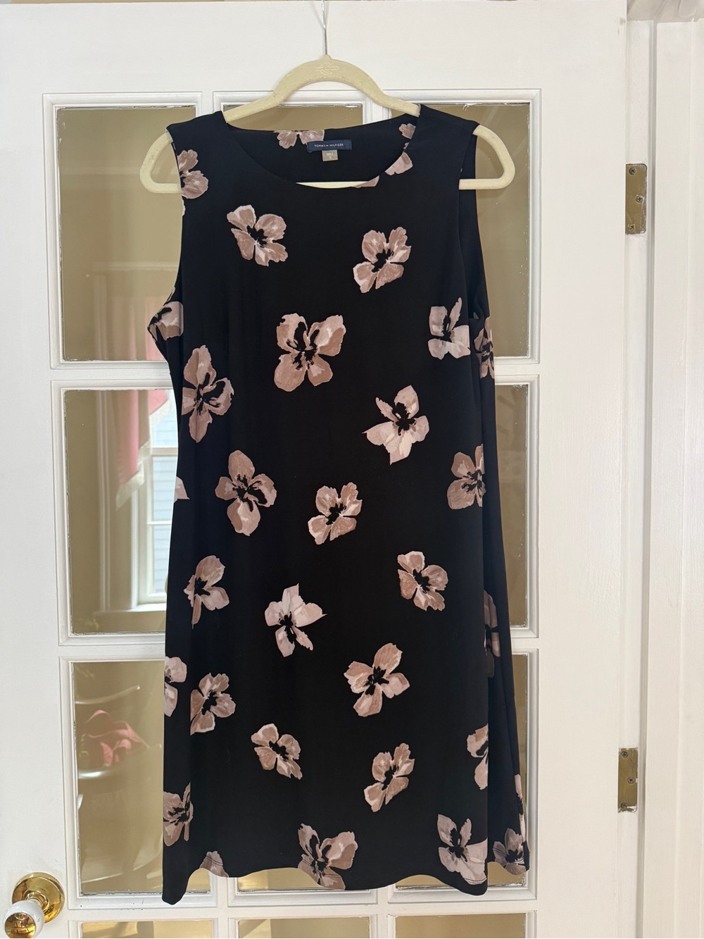Tommy Hilfiger Sleeveless Black Floral Shift Dress with Blush Flowers